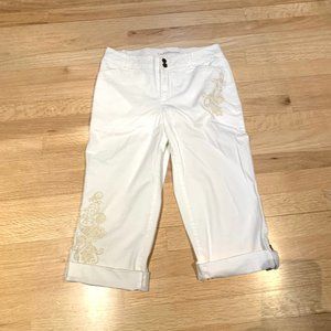 Croft & Barrow White Capris